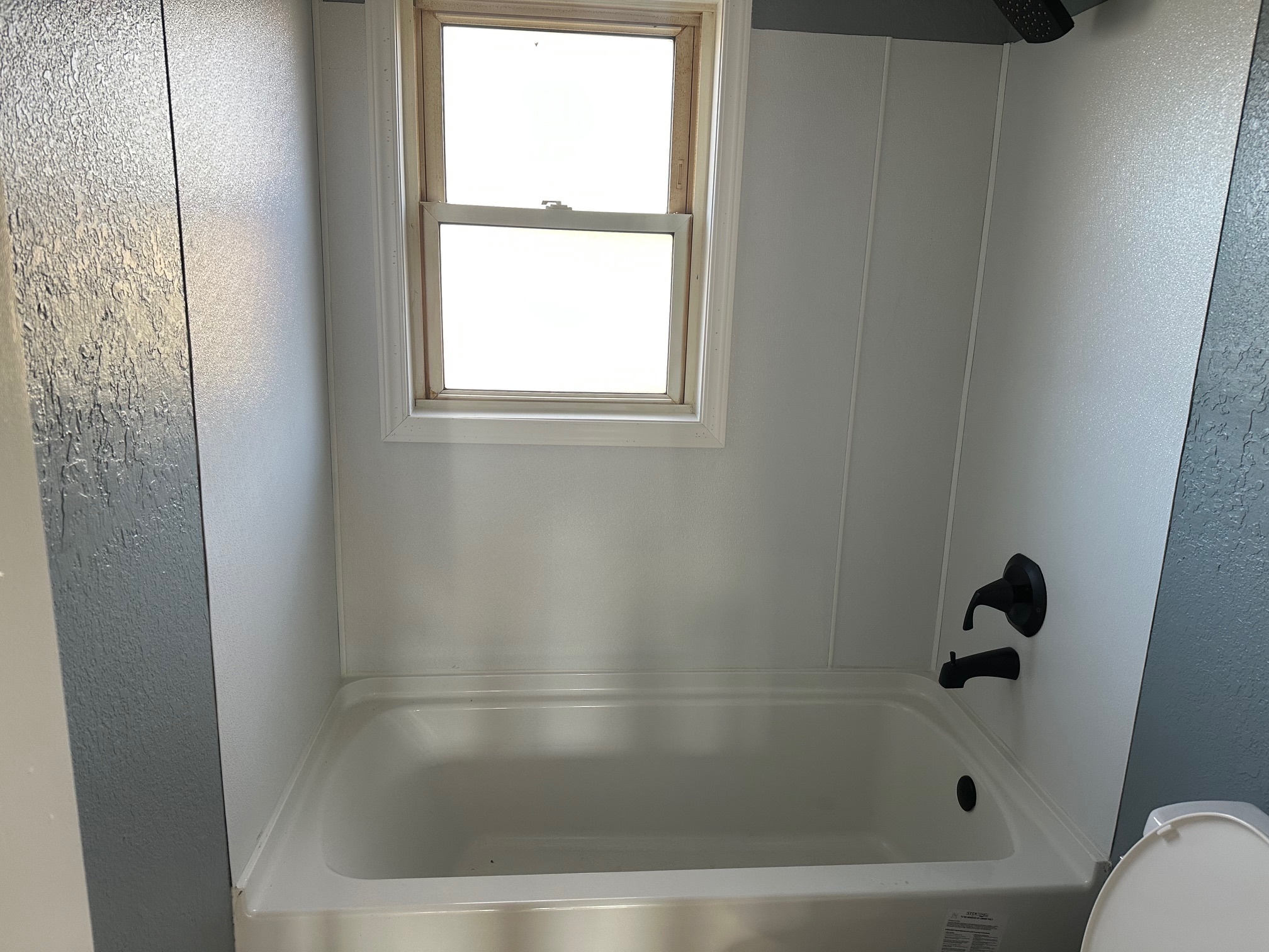 Bathroom - 1228 Meadowview Ave