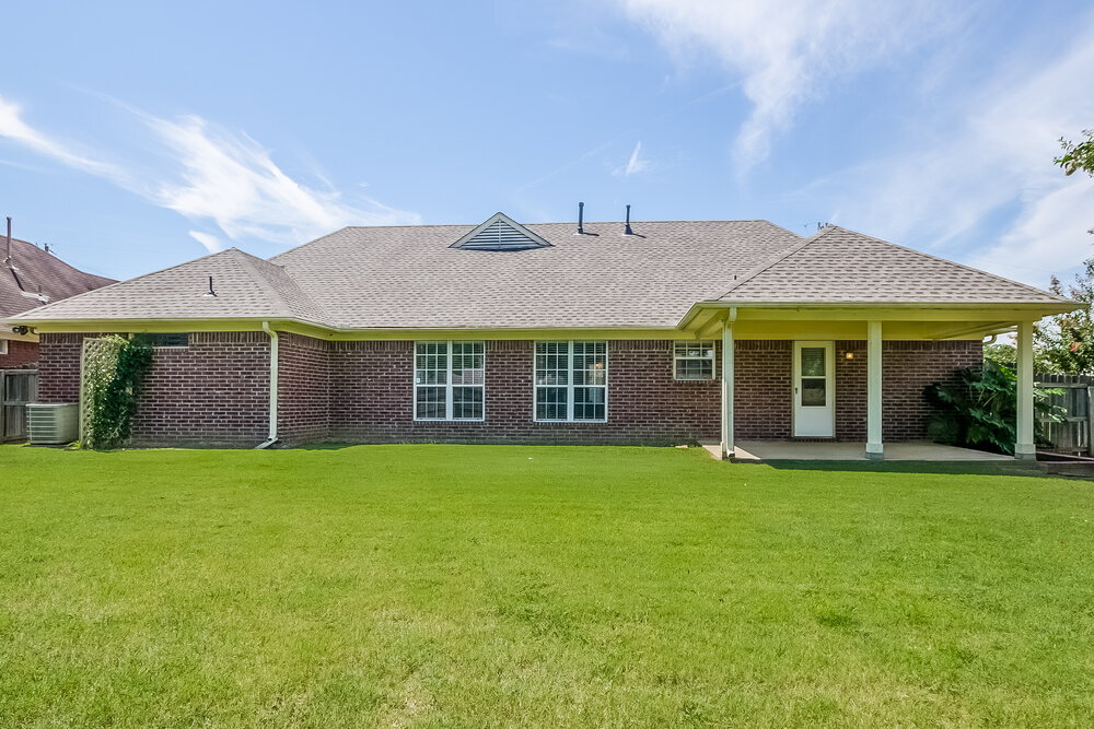 Building Photo - 6906 Greyhawk Cove N