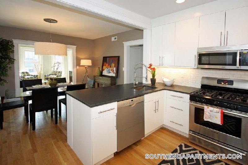 Building Photo - 658 Massachusetts Ave