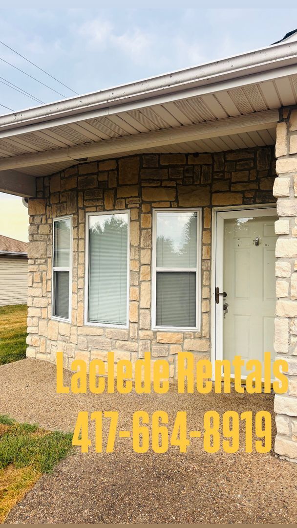 Building Photo - 701 Eastmont