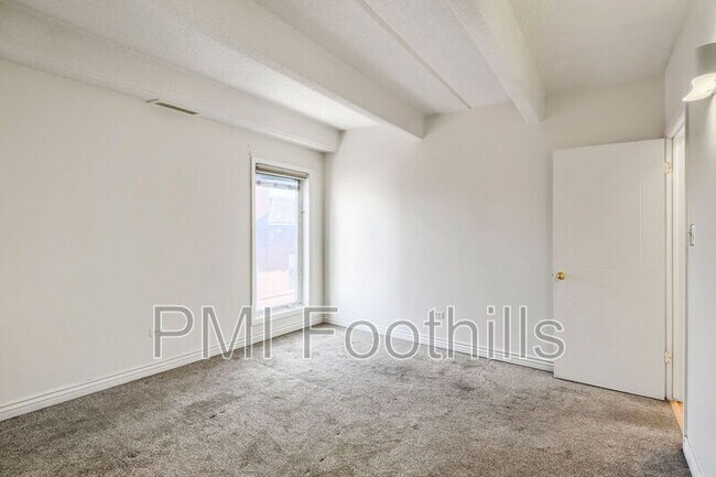 Building Photo - 1441 N Humboldt St