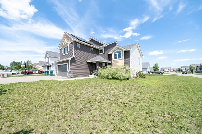 Building Photo - 17318 Encina Path