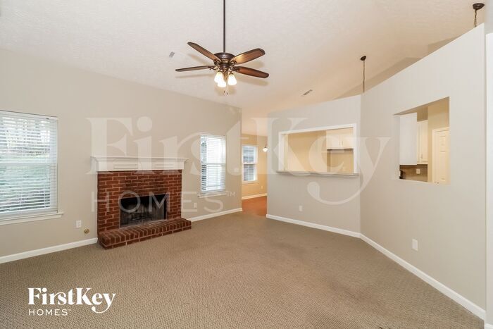 Building Photo - 812 Kendall Park Dr