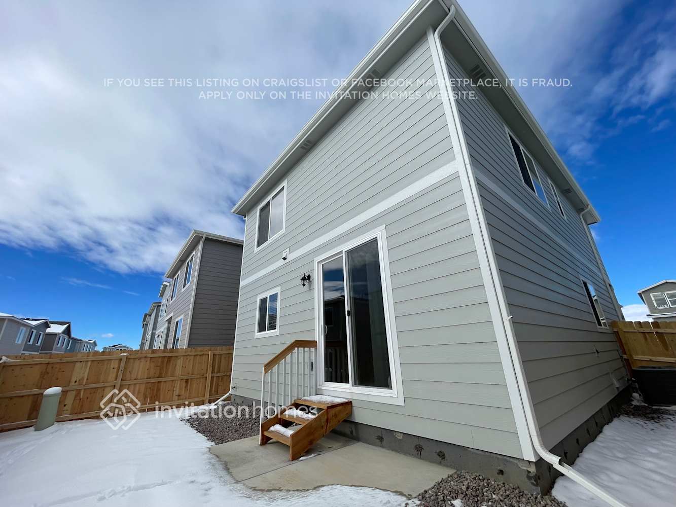 Building Photo - 13583 Arriba Dr