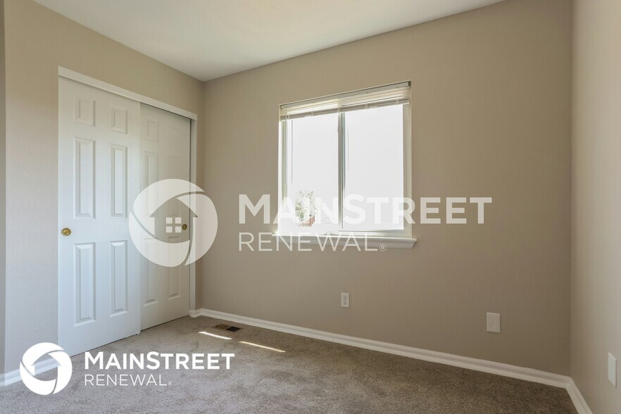 Building Photo - 3850 Lisbon Ct
