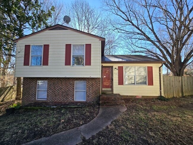 Building Photo - 7113 Senn Way