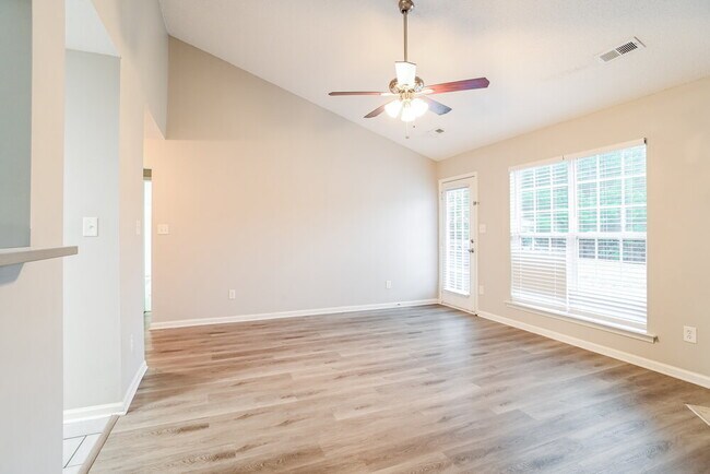 Building Photo - 8248 Fox Swamp Rd