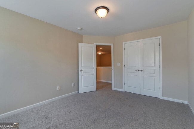 Building Photo - 1623 Trailview Way NE