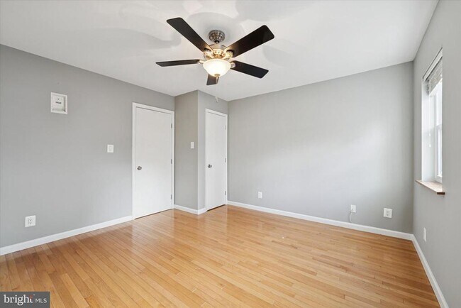 Building Photo - 1039 S Cleveland St