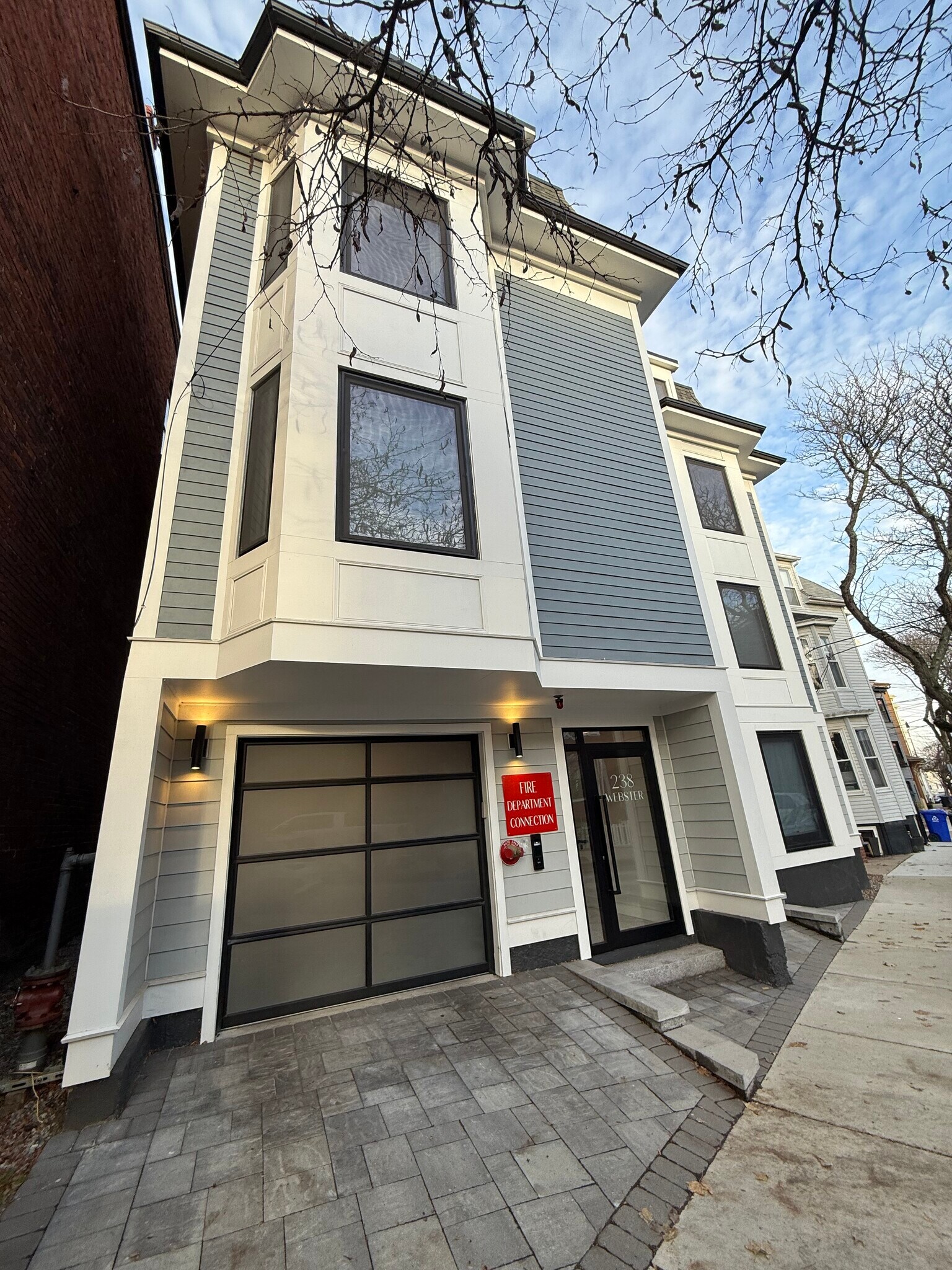 Building Photo - 238 Webster St