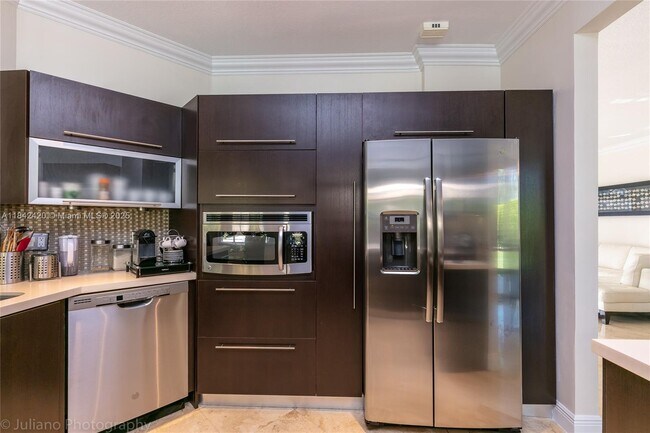Building Photo - 2564 Jardin Ct
