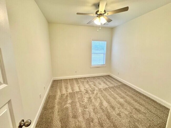 Building Photo - Now Leasing A 5 Bedroom 3 Bath Home In Olive Branch @ Southbranch