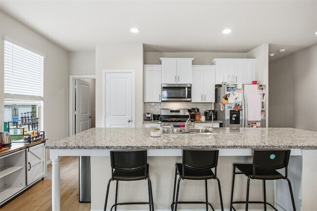 Building Photo - 4812 Foundation St