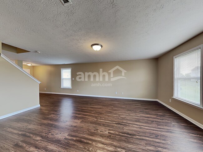 Building Photo - 1621 Wagner Dr