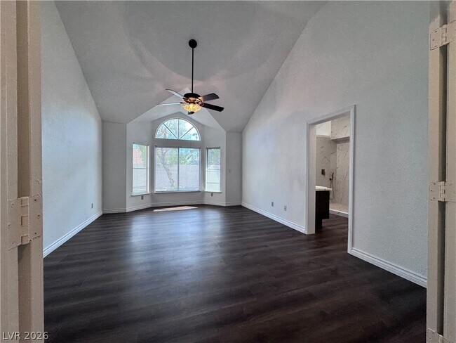 Building Photo - 9713 Cascade Falls Ave