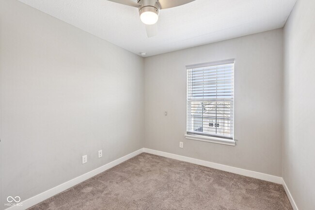 Building Photo - 17285 Dallington St