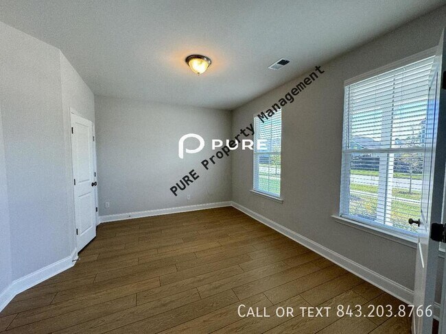 Building Photo - Beautiful 4 bed in Carnes Crossroads