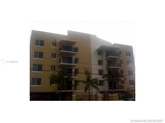 Building Photo - 2647 NW 25th Ave