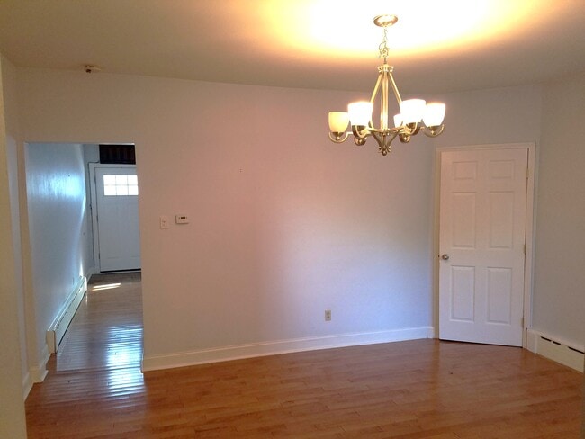 Building Photo - 4906 Sciota St