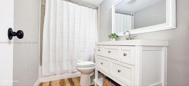 Building Photo - 6500 Cypress Rd