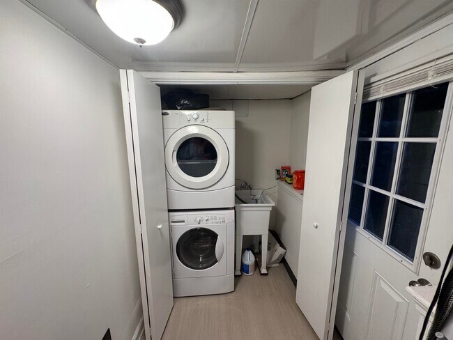 Building Photo - 152 Porcupine Cir