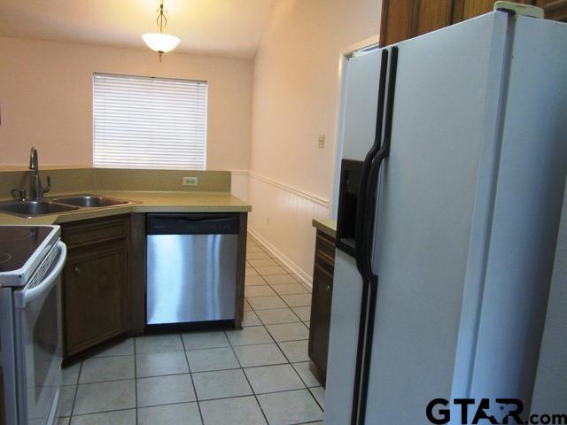 Building Photo - 103 Wendy Dr