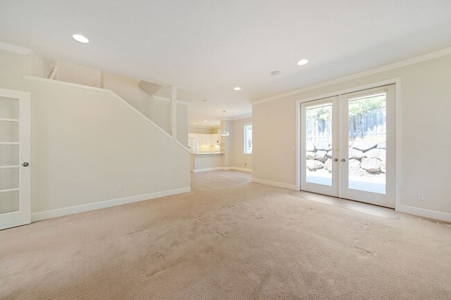 Building Photo - 10657 SW Adele Dr
