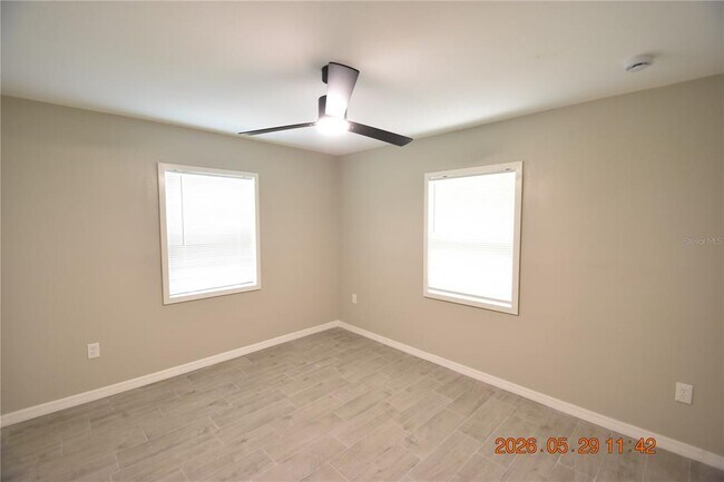 Building Photo - 4060 N Little Hawk Point