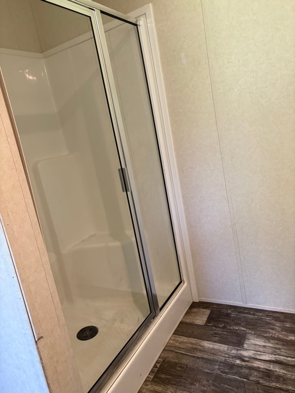 Building Photo - 208 Daily Rd