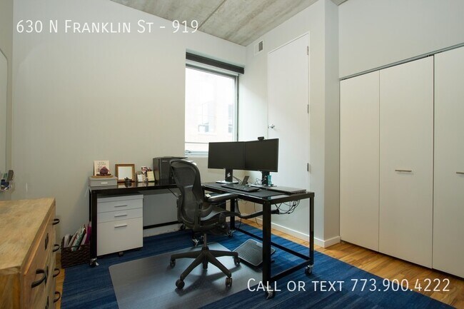 Building Photo - 630 N Franklin St