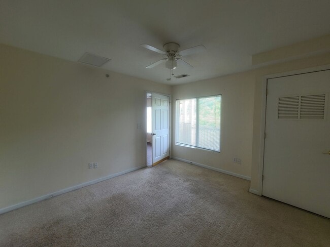 Building Photo - 4 Bedroom, 4 Bath in Star City - SHORT TERM LEASE, Now to 7/24/26