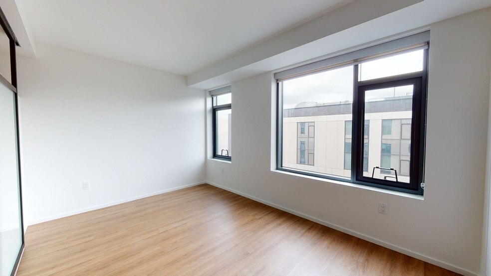 Building Photo - 345 Harrison Ave