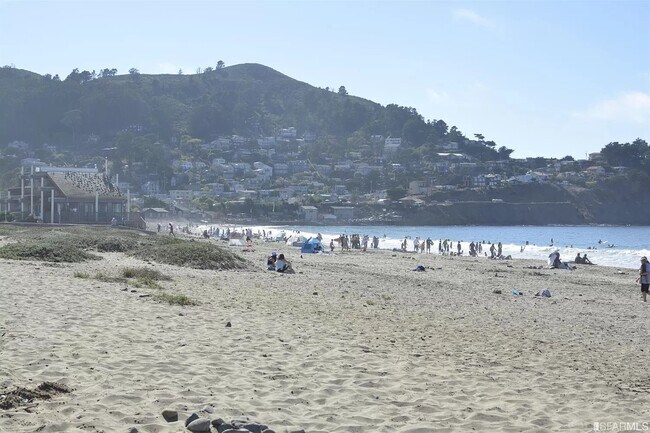 Building Photo - 504 Arguello Blvd