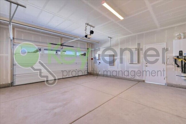 Building Photo - 1488 Westwind Wy