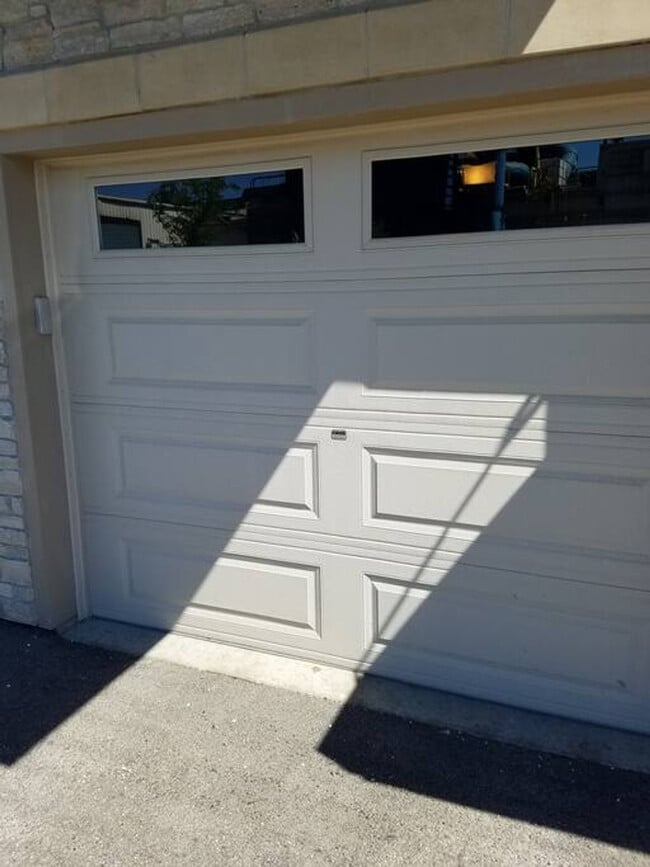 Building Photo - 1200 N 62nd St