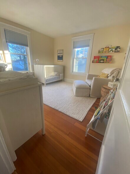 Building Photo - 63 Savoy St