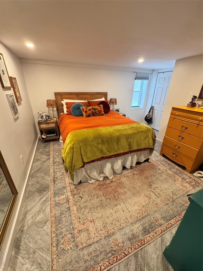 Building Photo - 122 E Fulton St