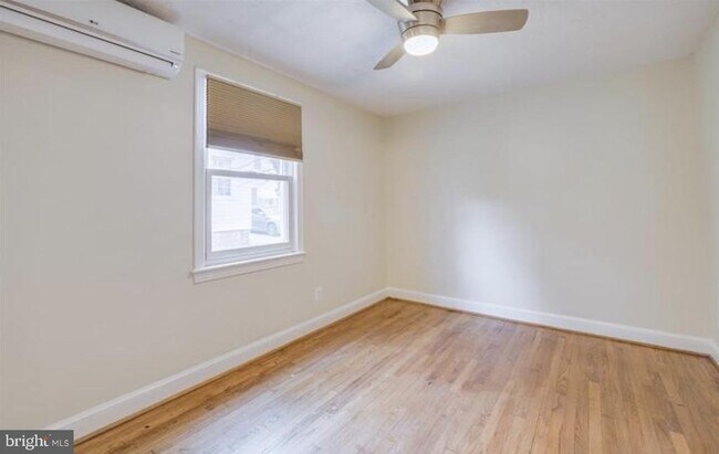 Building Photo - 1509 N Rhodes St