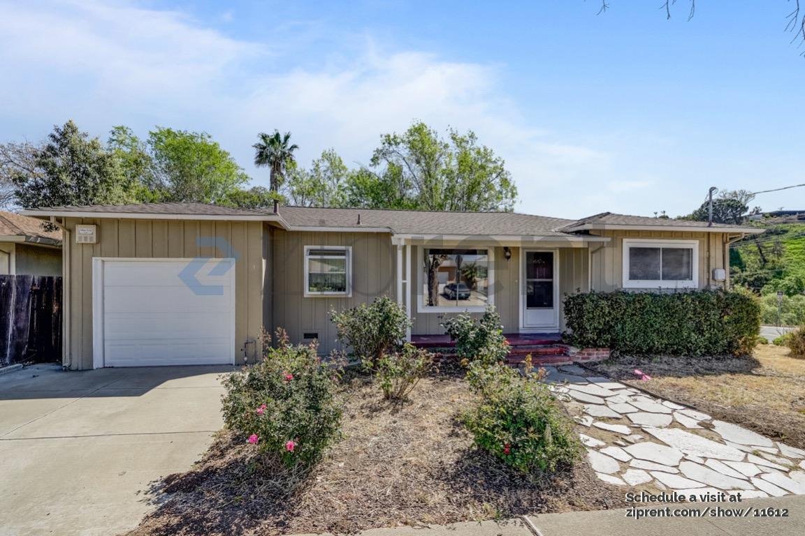 Building Photo - 4195 Brookside Dr