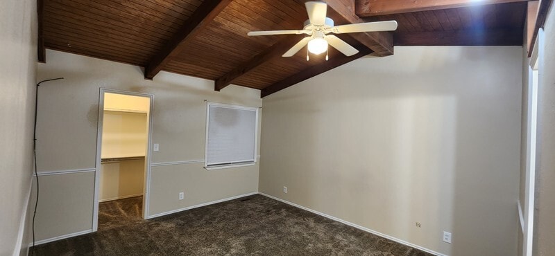 Building Photo - 479 E 820 S