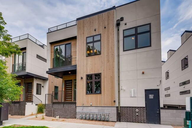 Primary Photo - New Construction 3 Bedroom Townhomes for Rent