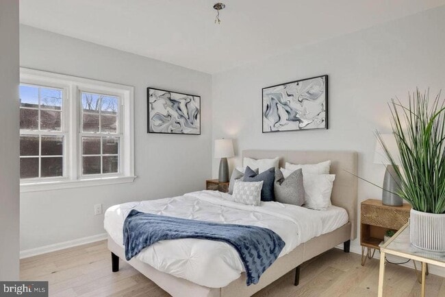 Building Photo - 4940 Bradley Blvd