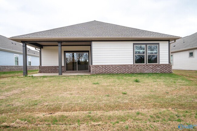 Building Photo - 14653 Mountain Strm Dr