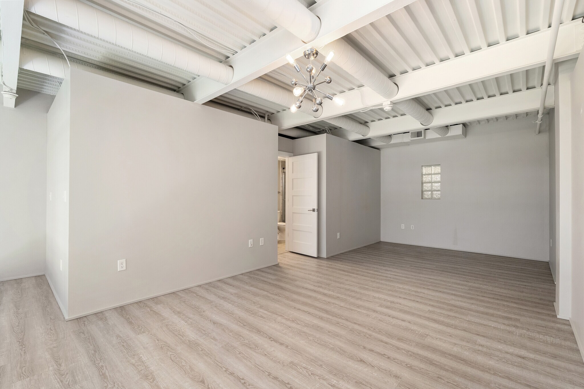 Building Photo - 367 Auden Ave