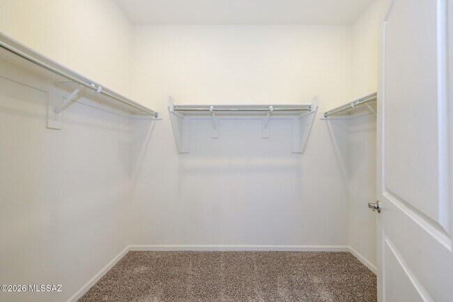 Building Photo - 7760 S Via Perfecta