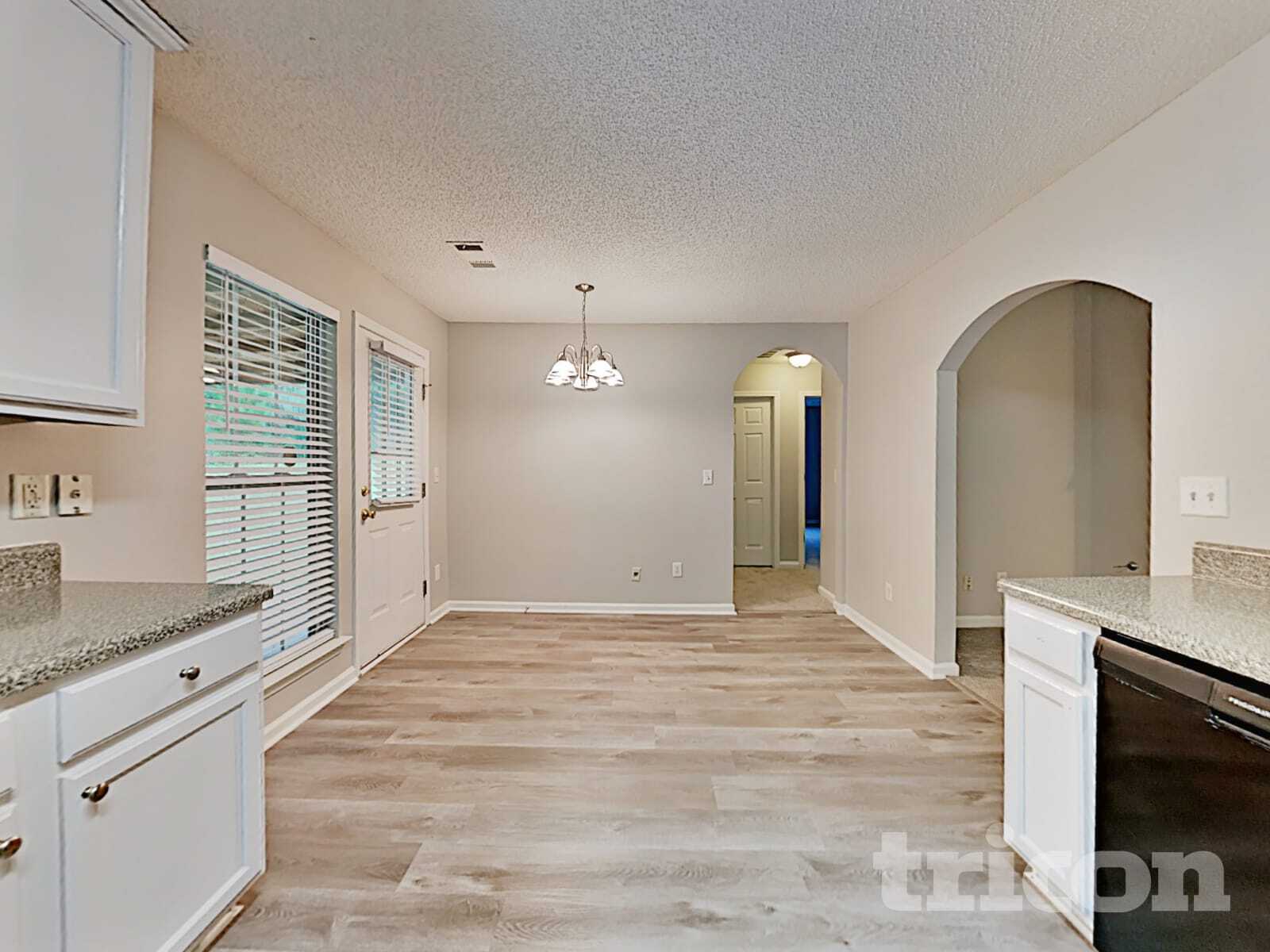 Building Photo - 7740 Country Pass