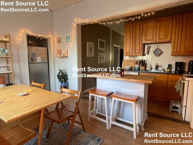 Building Photo - 267-269 Highland Ave. Unit 1L