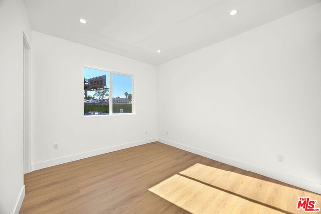 Building Photo - 6239 Banner Ave