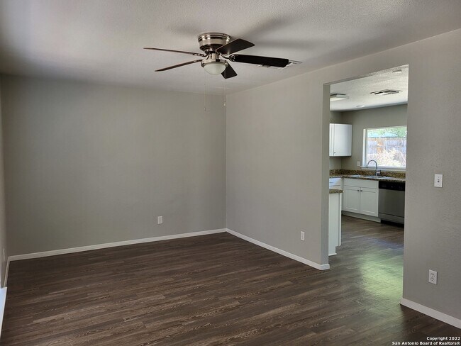 Building Photo - 9415 Quicksilver Dr