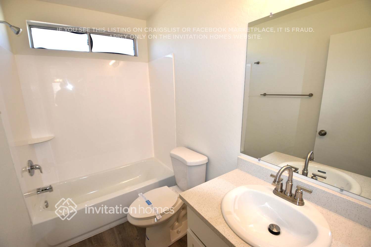 Building Photo - 7410 S 39th Dr
